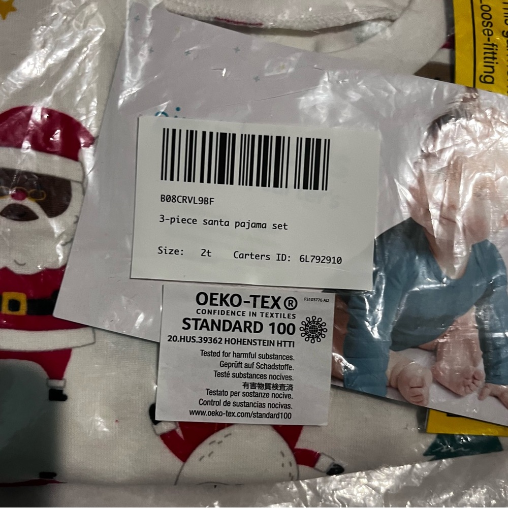 Carter’s 3 piece holiday pajama set (size 2T) NWT